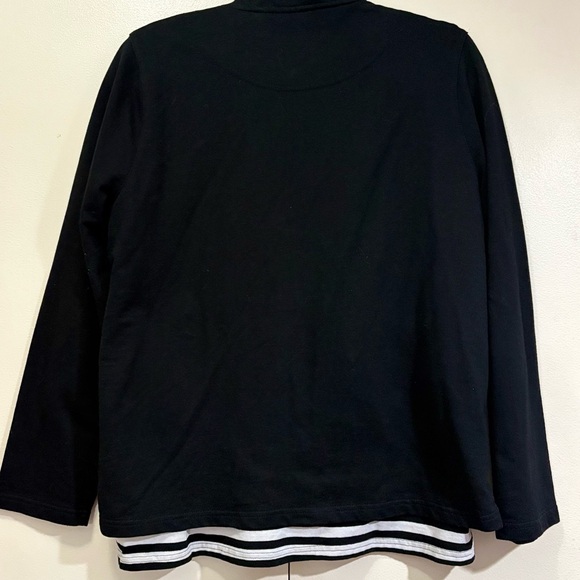 Black Fitted Blazer with Quilted Detailing - Picture 6 of 6